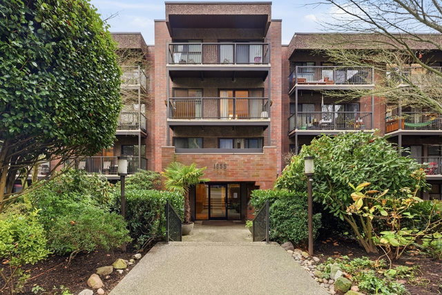 318 - 1655 Nelson Street