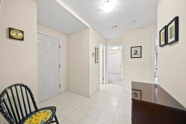 401 - 1154 Westwood Street