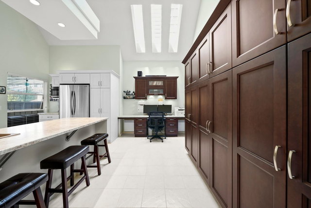 401 - 1154 Westwood Street