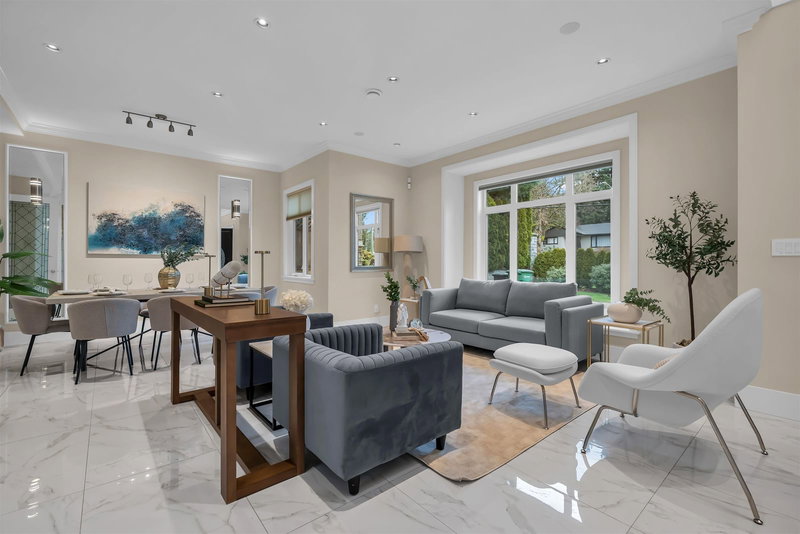 8168 Hunter Street, Burnaby, V5A 2B9 | Image 3