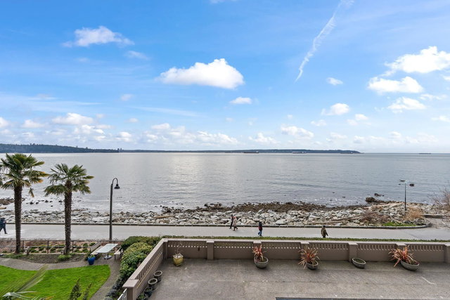 203 - 150 24th Street