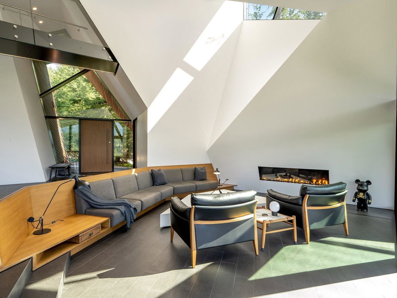 3801 Sunridge Place, Whistler, V8E 0W1 | Image 3