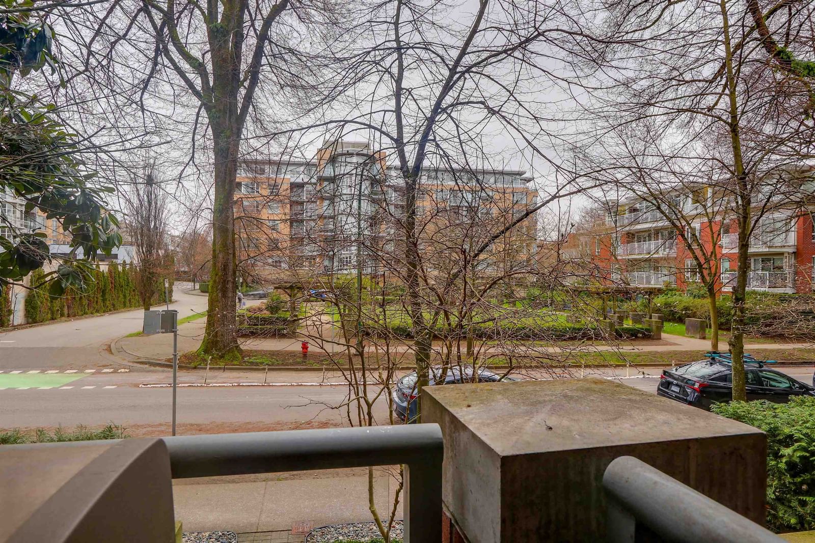 Listing Image 16
