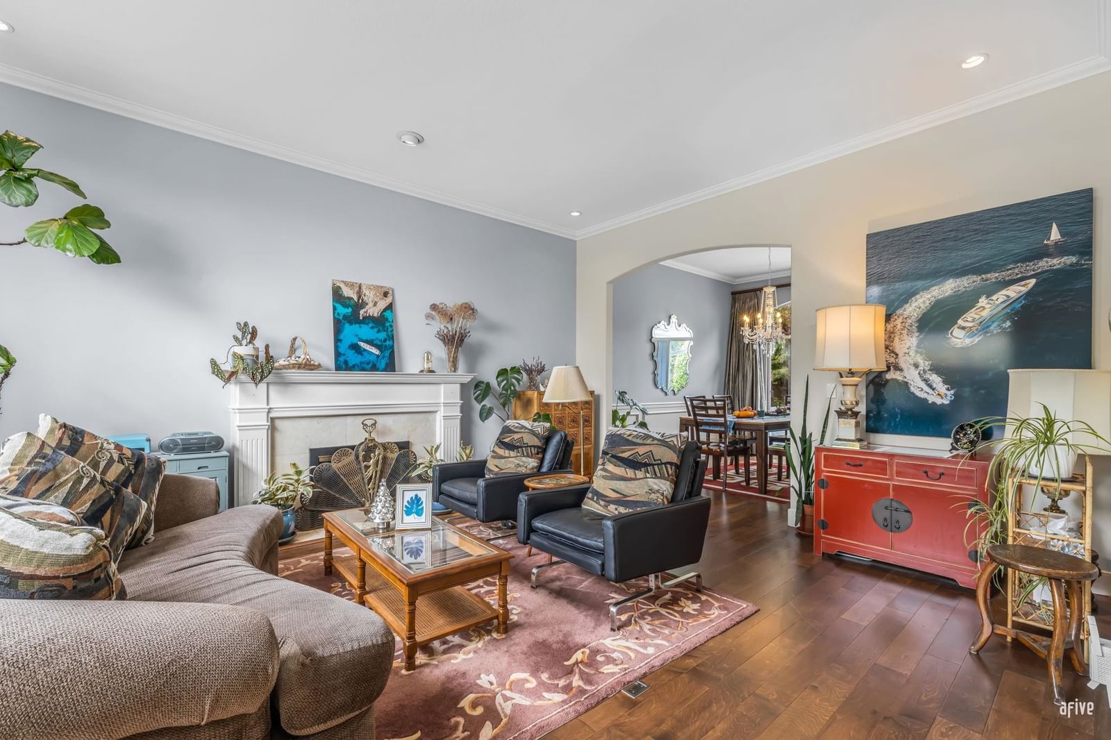 Listing Image 9