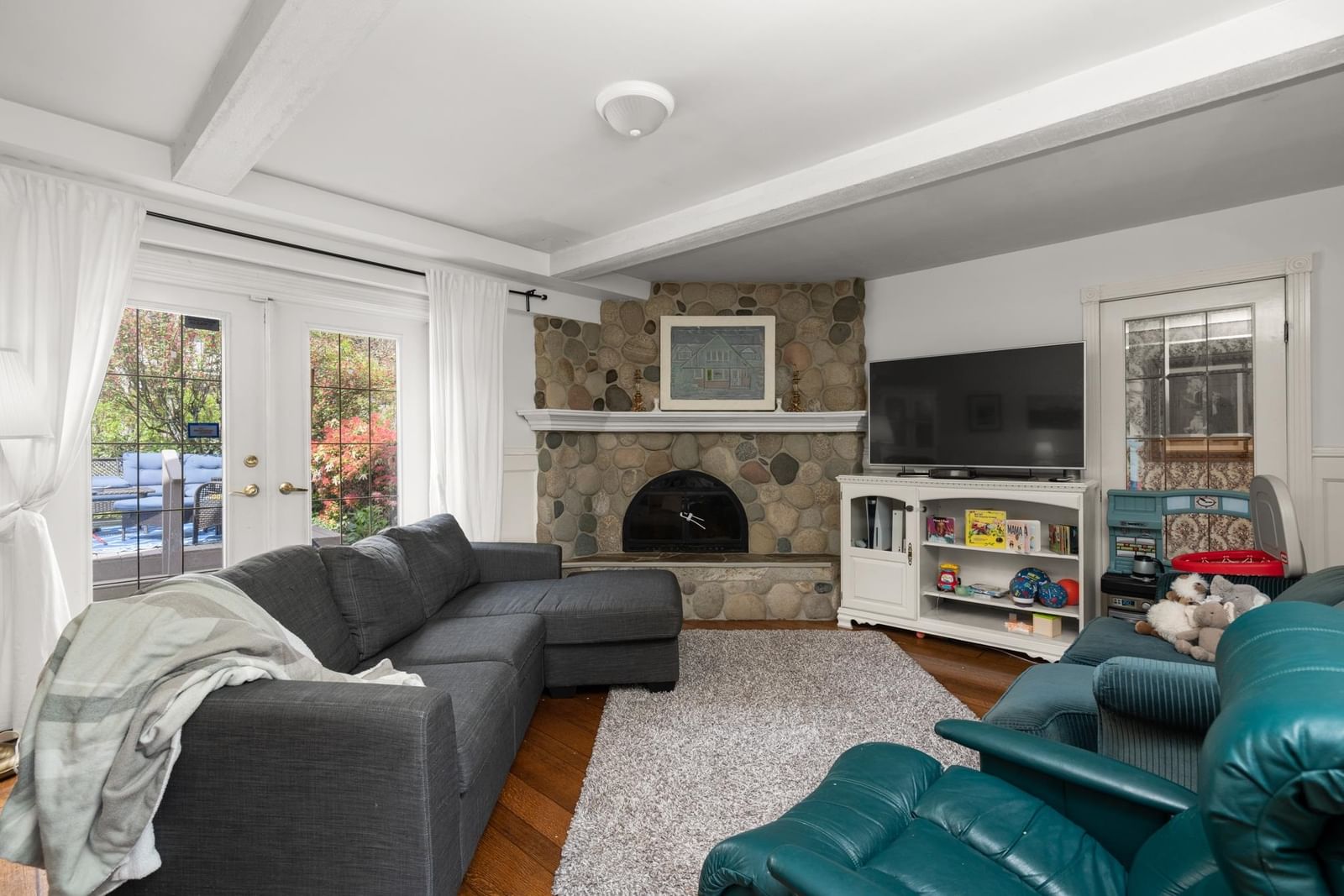 Listing Image 17