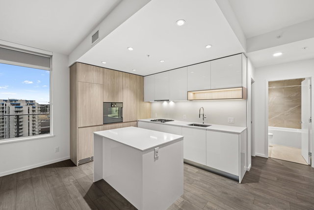 1301 - 6200 Minoru Boulevard