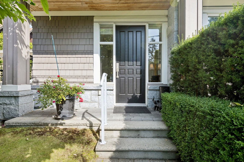 2133 Gordon Avenue, West Vancouver, V7V 1W1 | Image 2