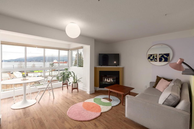 207 - 2211 Wall Street