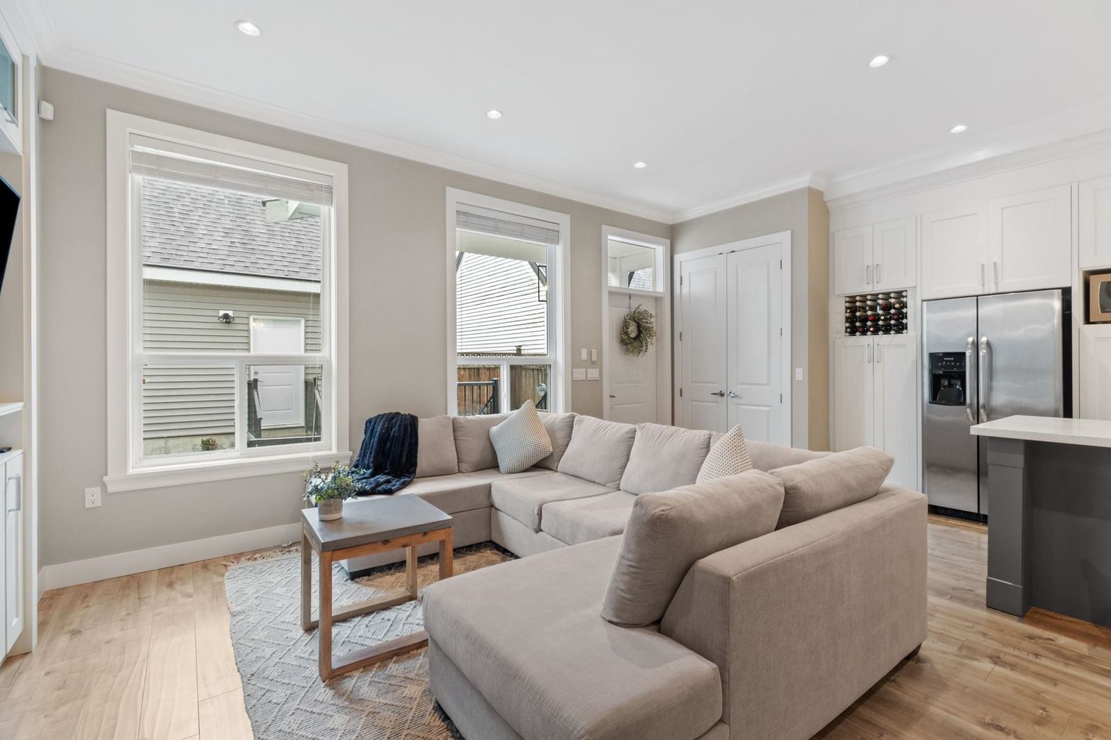 Listing Image 14