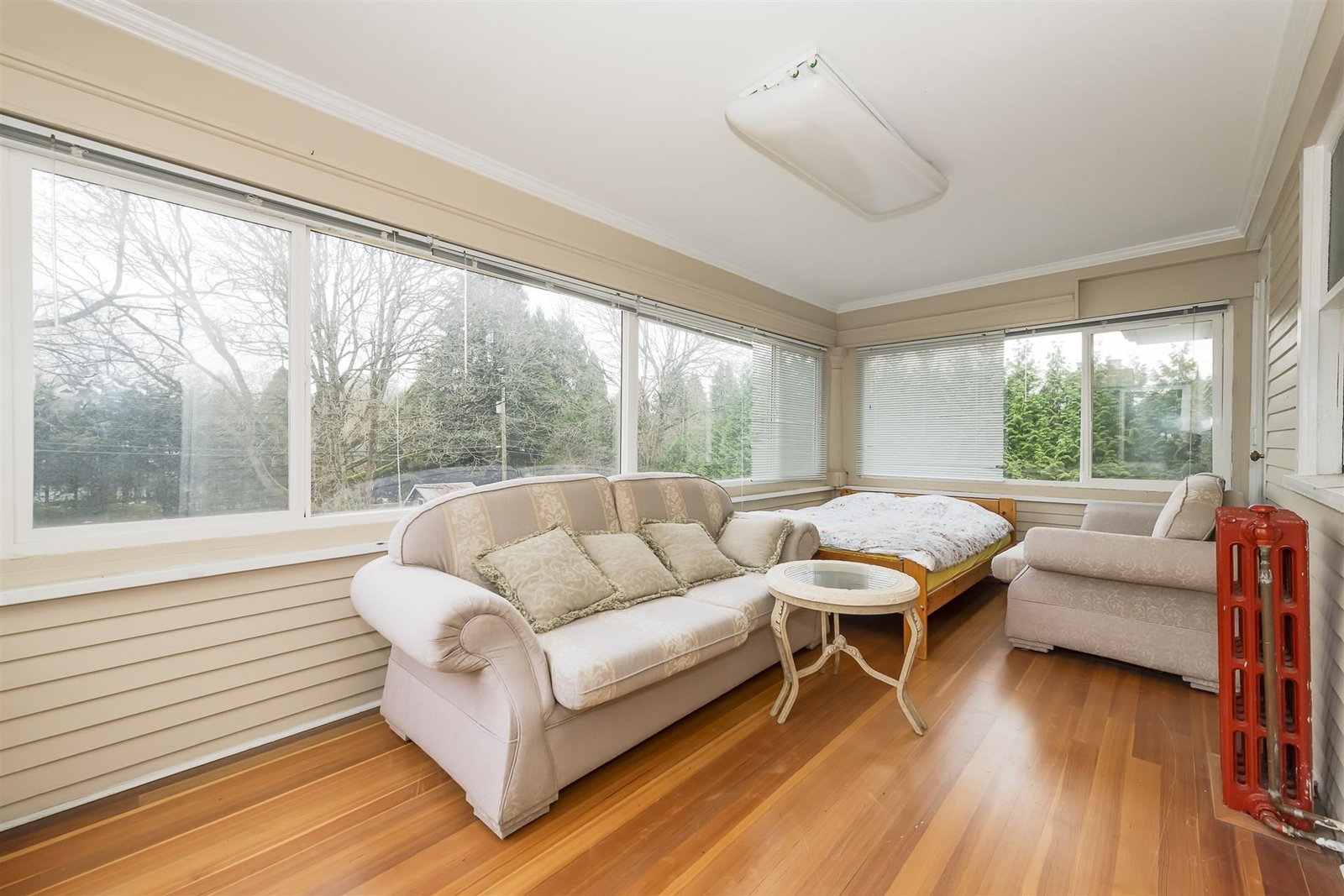 Listing Image 16
