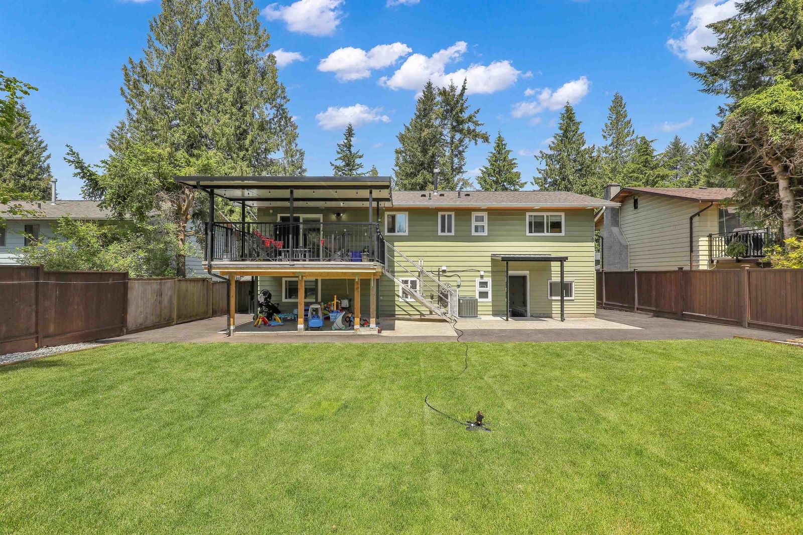 Listing Image 6