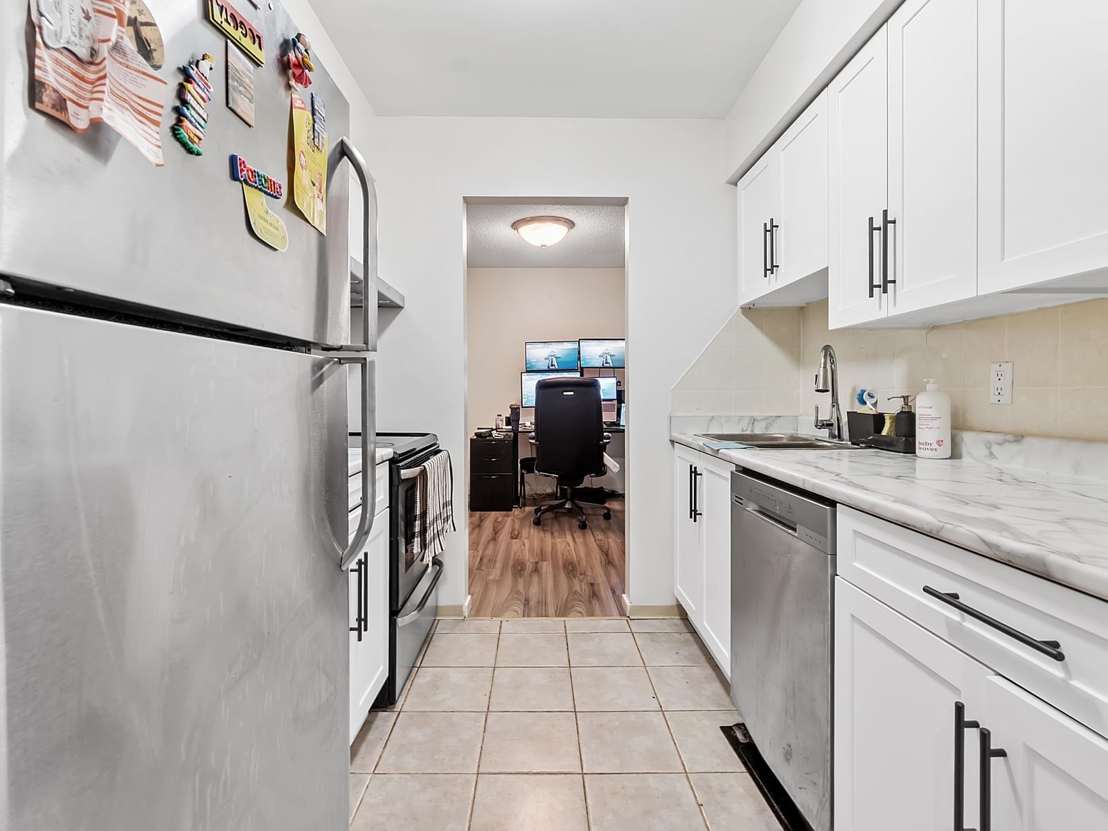 Listing Image 5