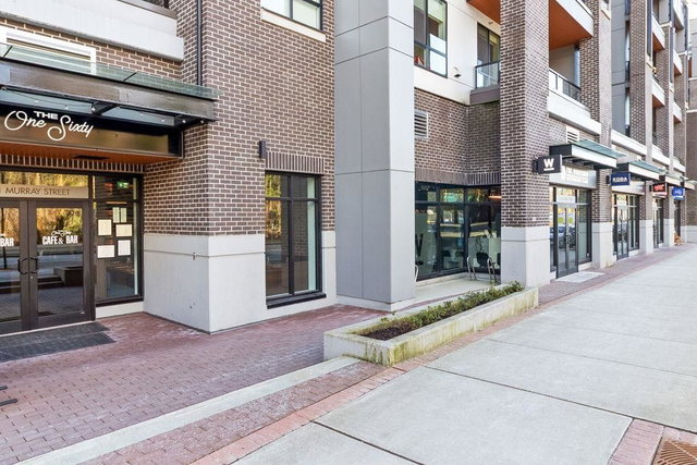 122 - 55 Klahanie Drive