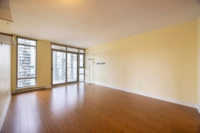 2002 - 1155 The High Street