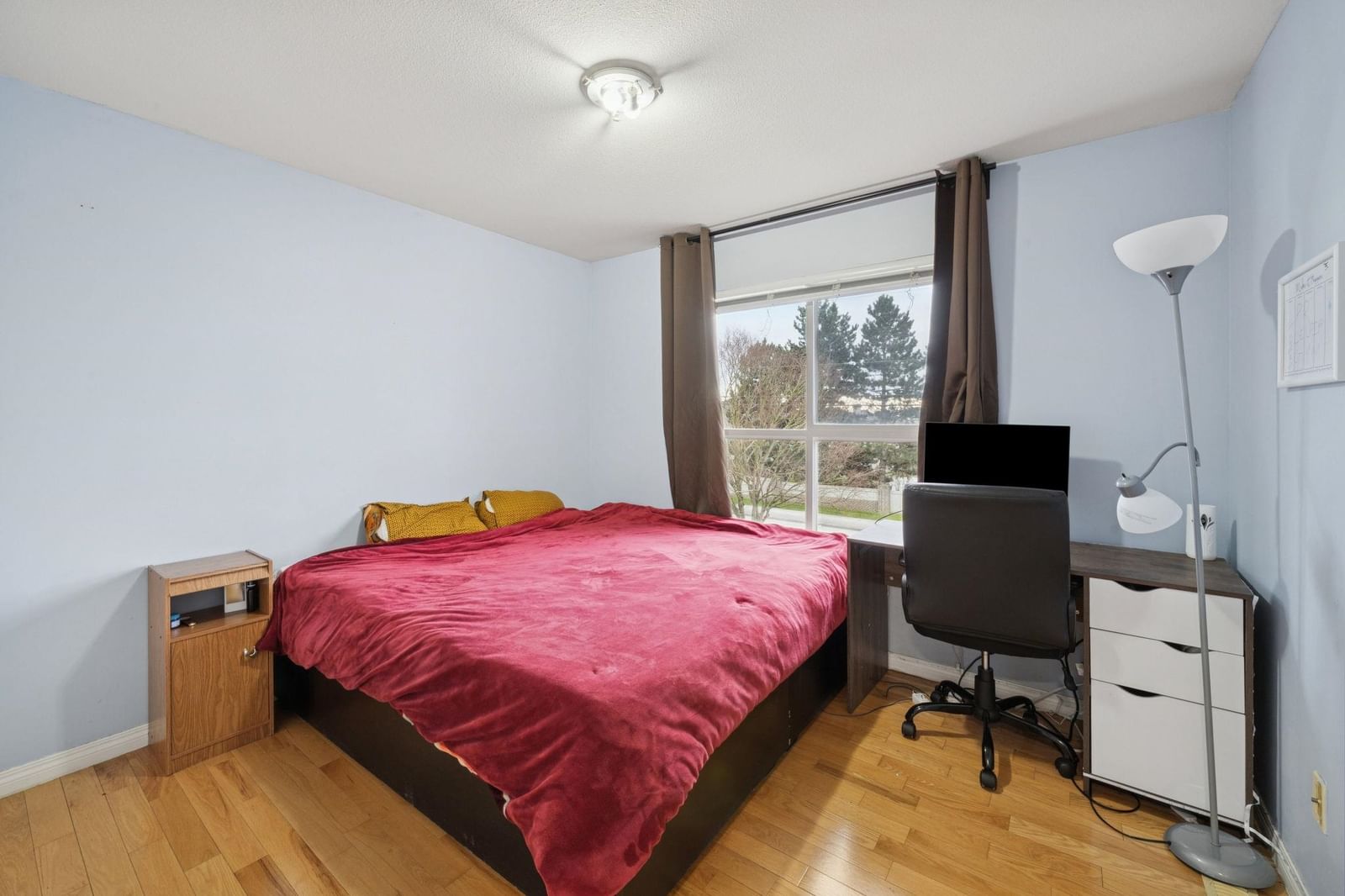 Listing Image 23