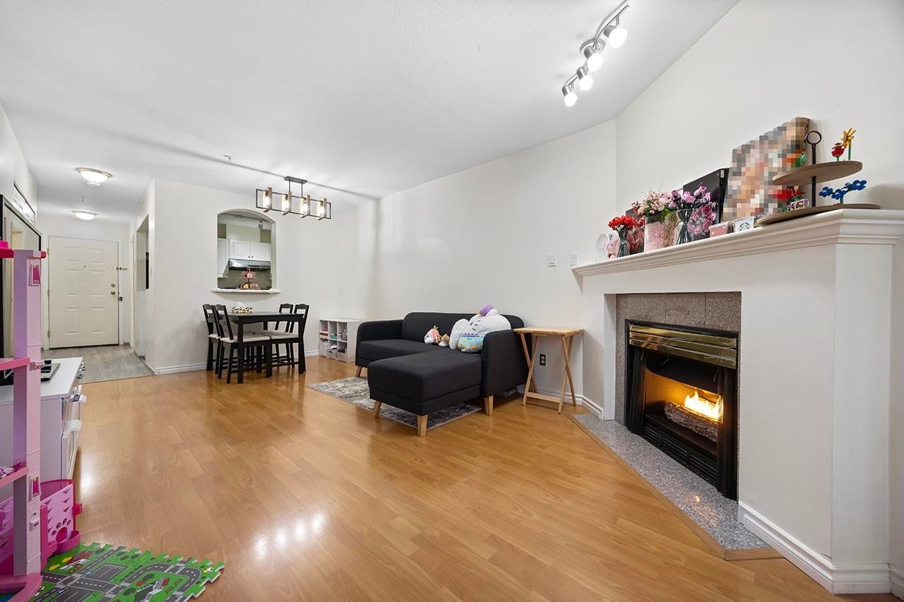 Listing Image 20