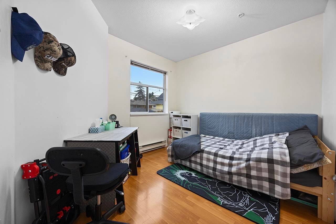 Listing Image 23