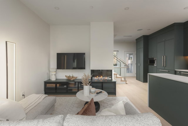 2 - 8508 East Boulevard