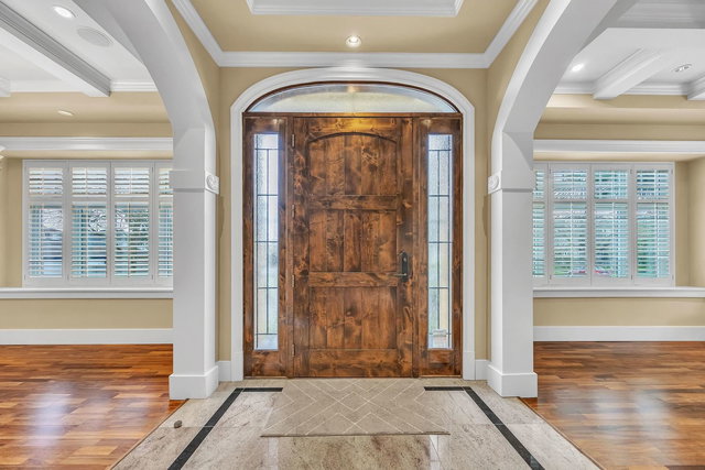 3593 Mackenzie Street