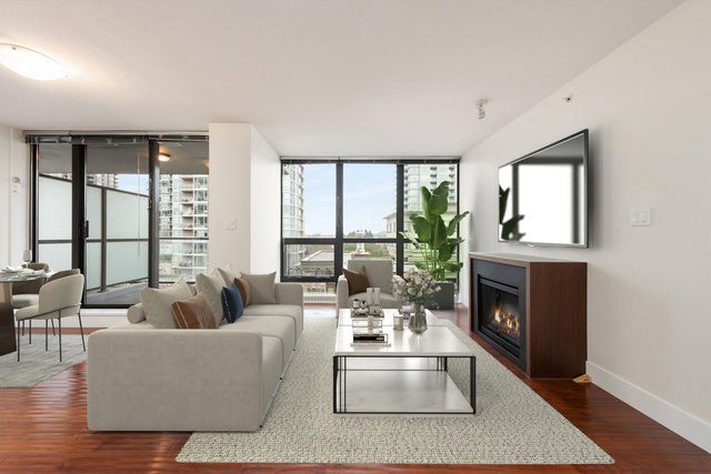 705 - 2959 Glen Drive