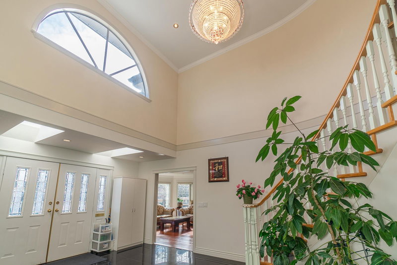 6169 Lochdale Street, Burnaby, V5B 2M6 | Image 3