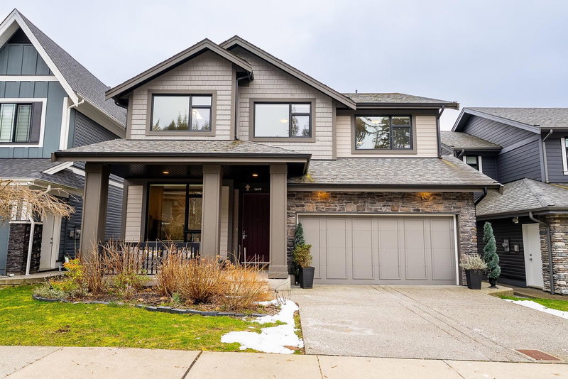 1419 Strawline Hill Street, Coquitlam, V3E 0L5 | Image 2