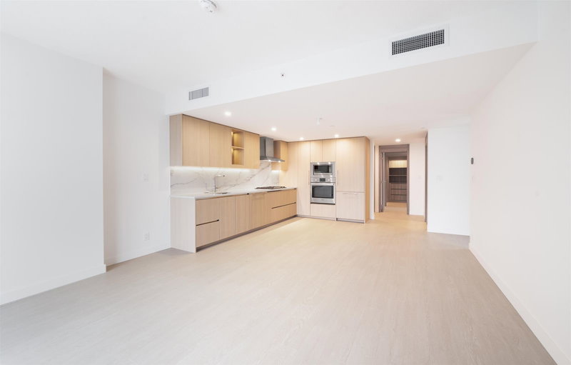 3406 - 13768 100 Avenue, Surrey, V3T 0V2 | Image 2