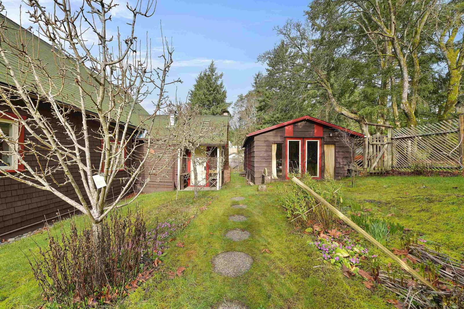 Listing Image 33