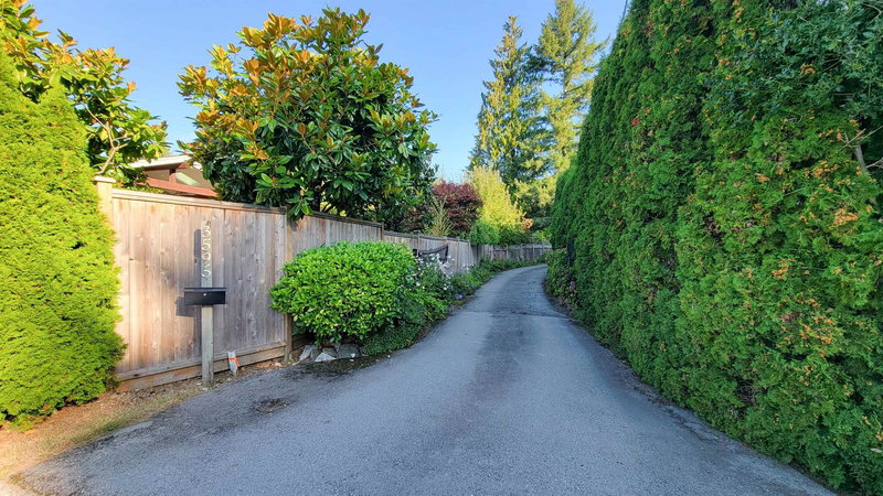 3595 Wellington Crescent, North Vancouver, V7R 3B3 | Image 2