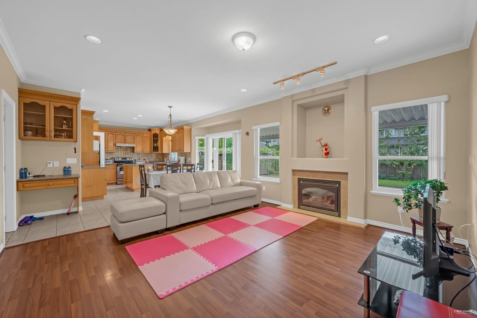 Listing Image 21