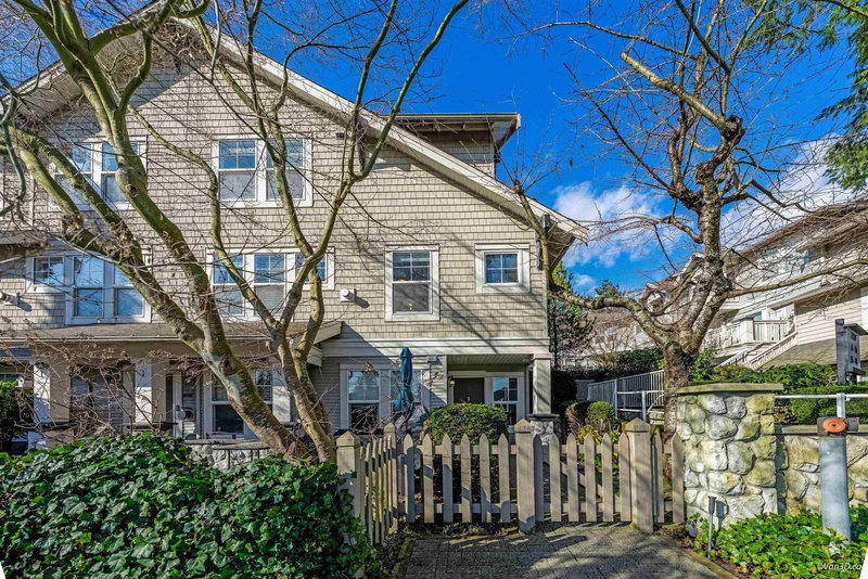 3 - 7179 18th Avenue, Burnaby, V3N 1H2 | Image 2