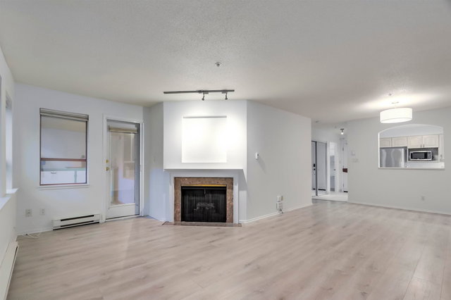 118 - 1869 Spyglass Place