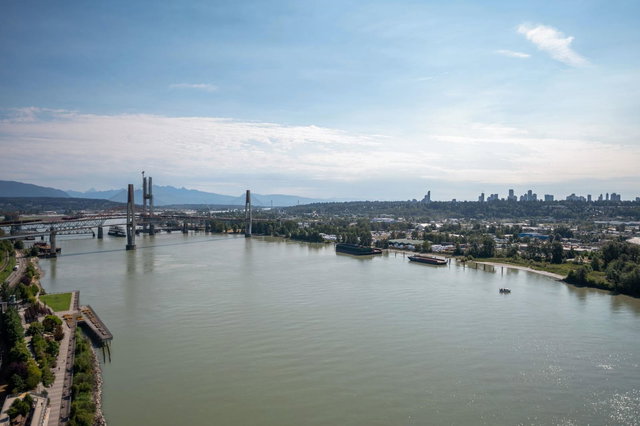 601 - 660 Quayside Drive