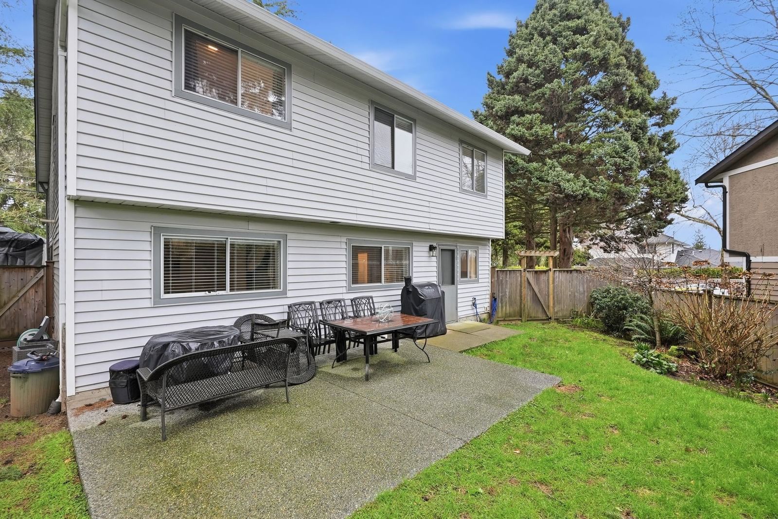 Listing Image 17
