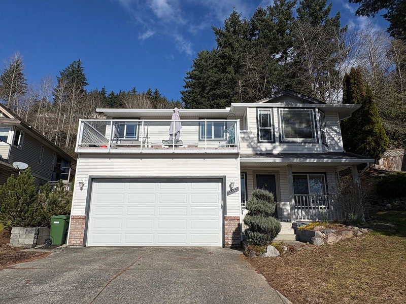 35543 Dina Place, Abbotsford, V3G 1L7 | Image 2