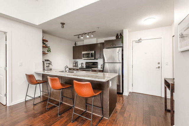 401 - 18755 68 Avenue