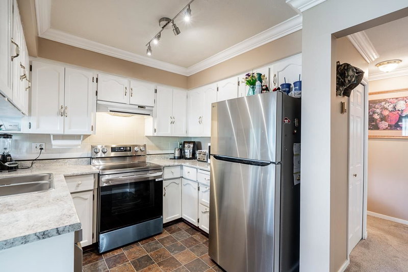 134 - 31955 Old Yale Road, Abbotsford, V2T 4N1 | Image 2