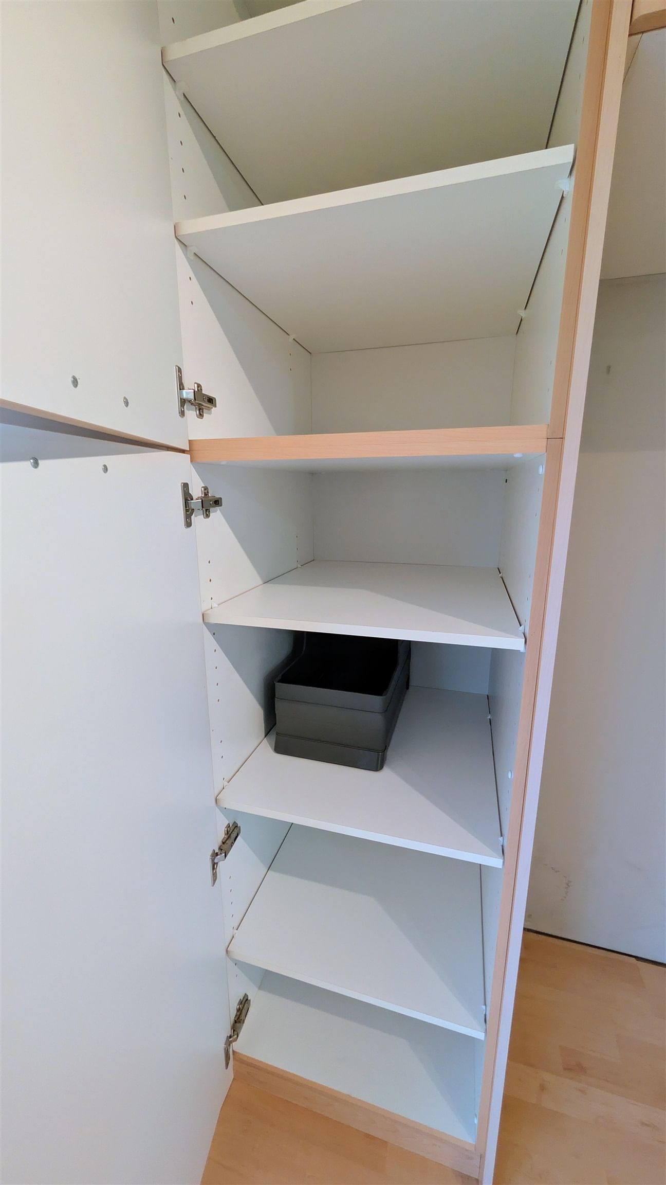 Listing Image 11