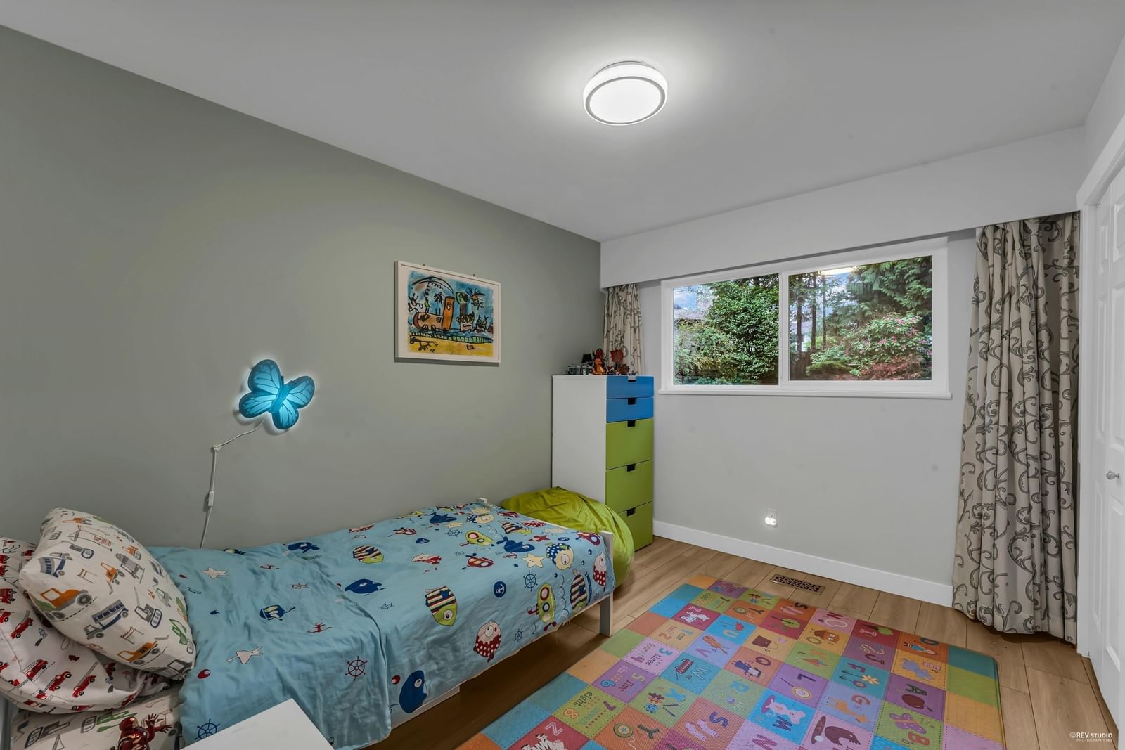Listing Image 19