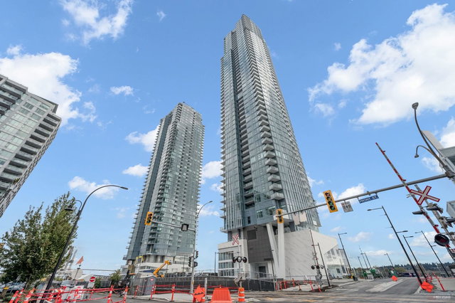 607 - 680 Quayside Drive
