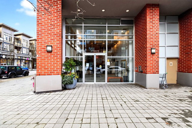 1908 - 400 Capilano Road