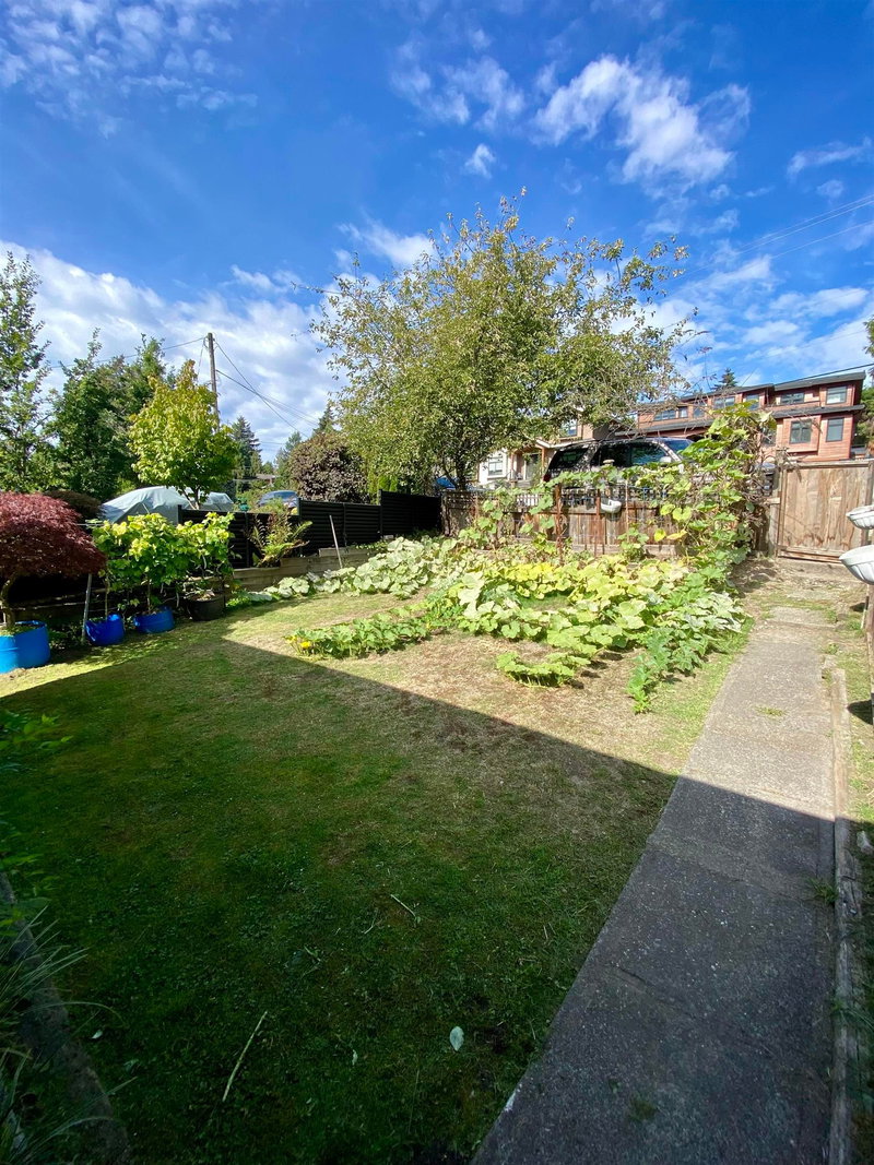 4614 Marine Drive, Burnaby, V5J 3G2 | Image 3