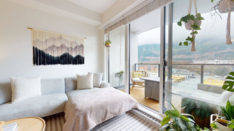611 - 37881 Cleveland Avenue, Squamish, V8B 0Z7 | Image 3