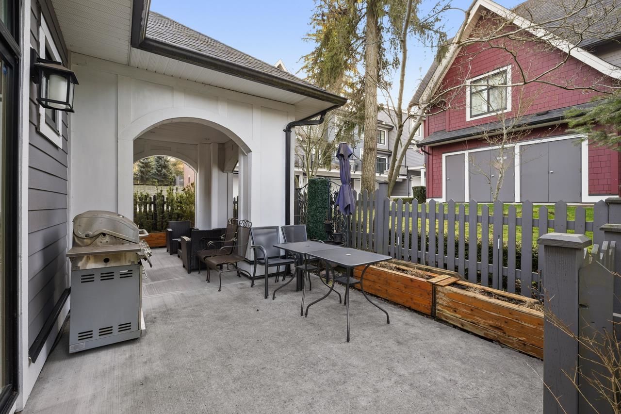 Listing Image 9