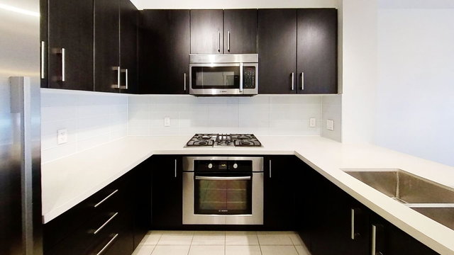 3xx - 3163 Riverwalk Avenue