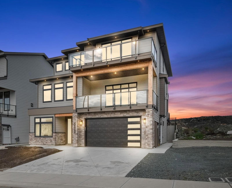 46143 Crestview Drive, Chilliwack, V2R 6G4 | Image 2