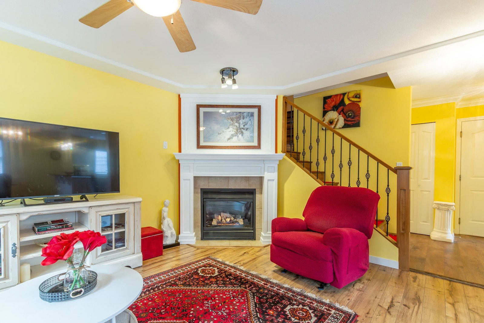 Listing Image 9
