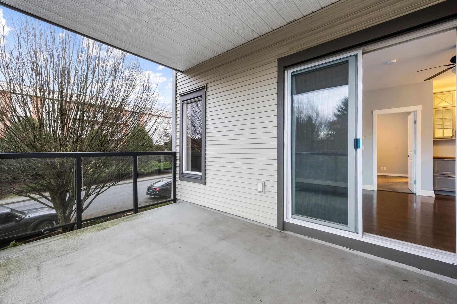 Listing Image 24