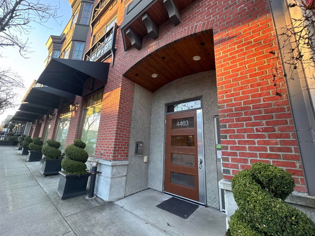 305 - 4463 10th Avenue W
