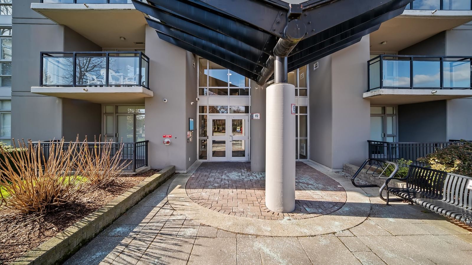 Listing Image 25